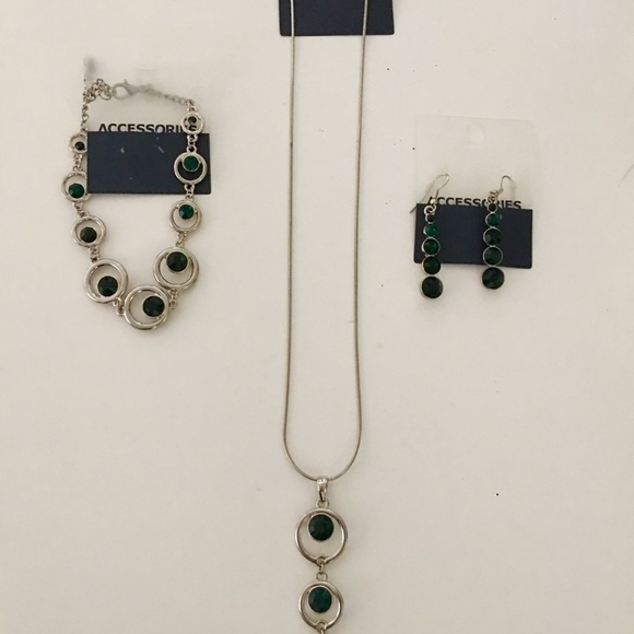 Accessories - Picture 1 of 1
